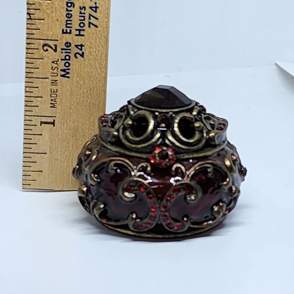 ENAMELED TRINKET BOX JULY BIRTHSTONE Red Faux Garnet Ruby Scroll Copper Toned